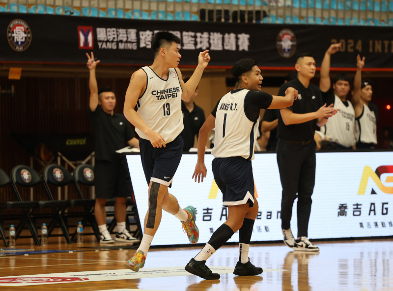 亞大籃代表隊狂勝曼谷大學67分。（籃協提供）