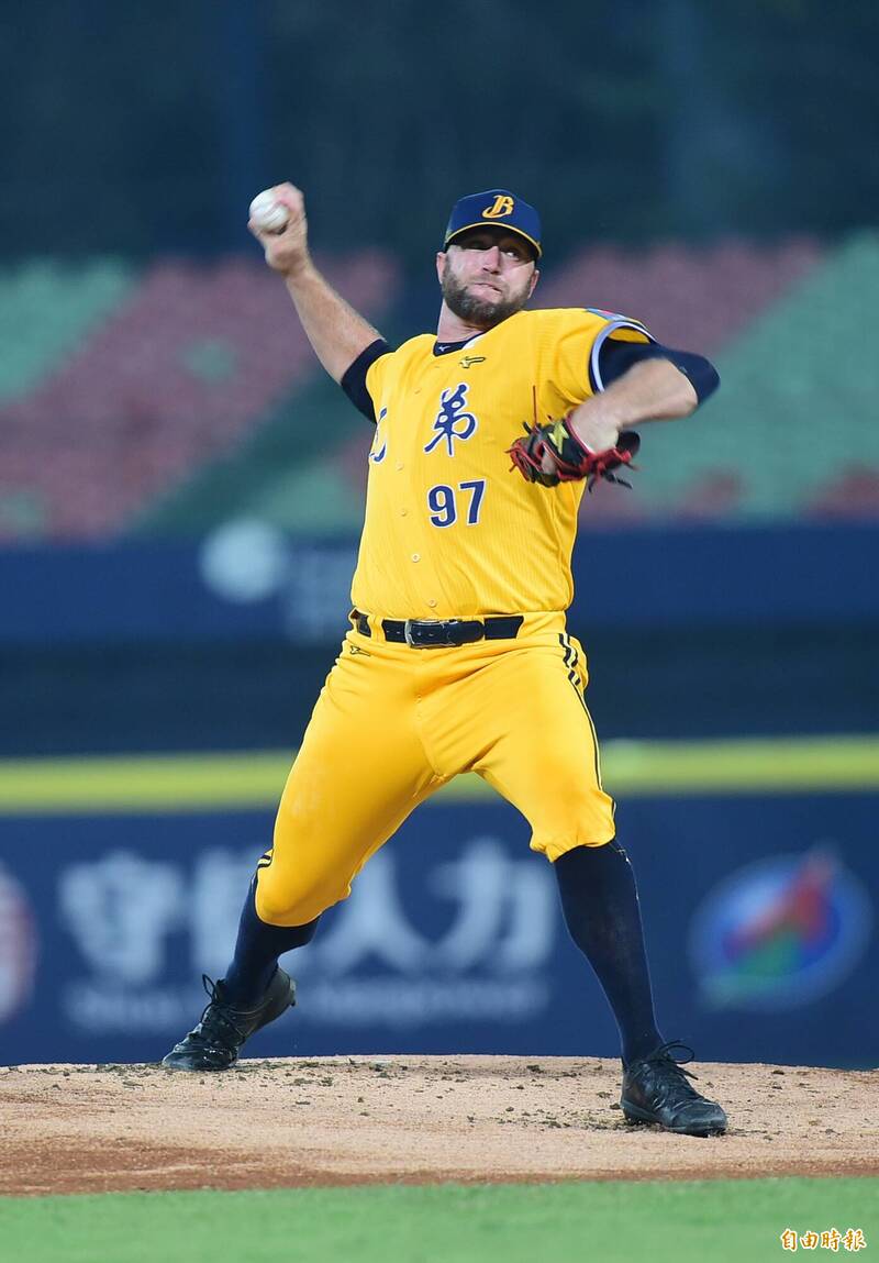 中信兄弟先發投手萊福力。（記者廖耀東攝）