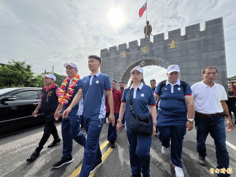 返鄉金門感恩之旅被問及未來是否參選從政？李洋：先做好分內教學工作