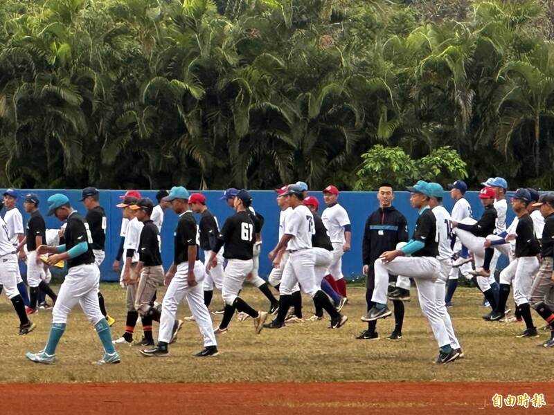 12強引爆全國棒球熱，一百多個棒球孩子繼續尋夢，有朝一日也能成為台灣之光。（記者黃照敦攝）