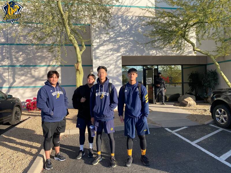 中信兄弟派陳琥、陳柏均、盧孟揚以及張祖恩4位年輕投手前往美國亞利桑那州的PMR Performance訓練中心，進行休賽季期間的體能與重訓調整。（取自兄弟Fans Club）