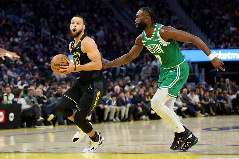NBA》勇士40分之差慘敗 柯瑞嘆：前次奪冠感覺是很久以前的事... - 自由體育