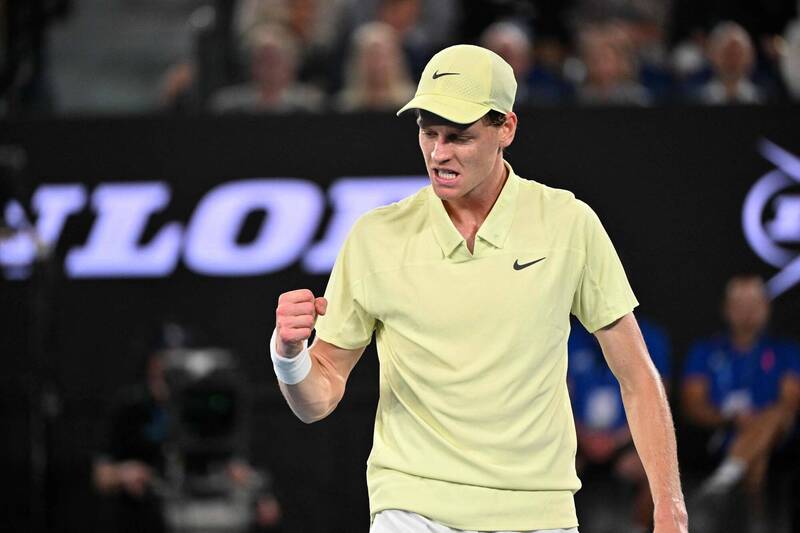 辛納直落三晉級。（法新社）