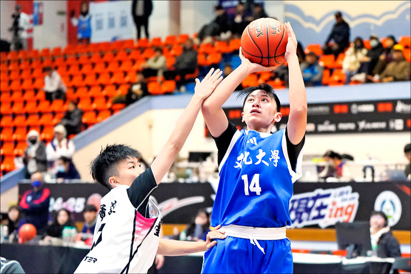 UBA》雙姝開火 文化率先晉4