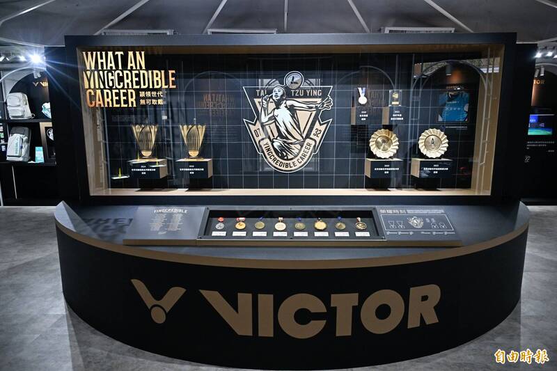 戴資穎選手生涯致敬特展榮耀時刻展區。（記者陳志曲攝）