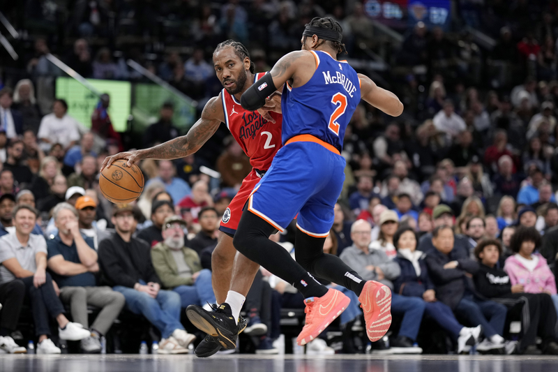 雷納德（左）。（美聯社）