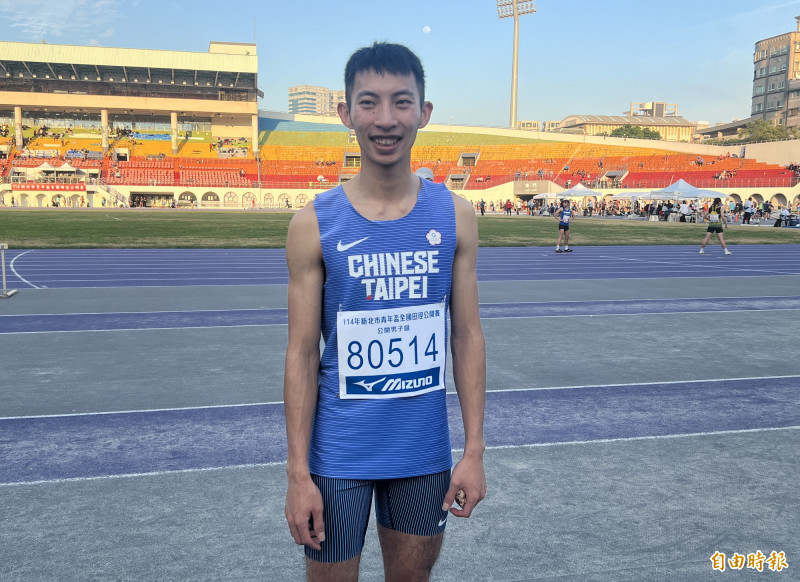 跳遠一哥林昱堂青年盃跳遠金牌快意到手。（記者林岳甫攝）