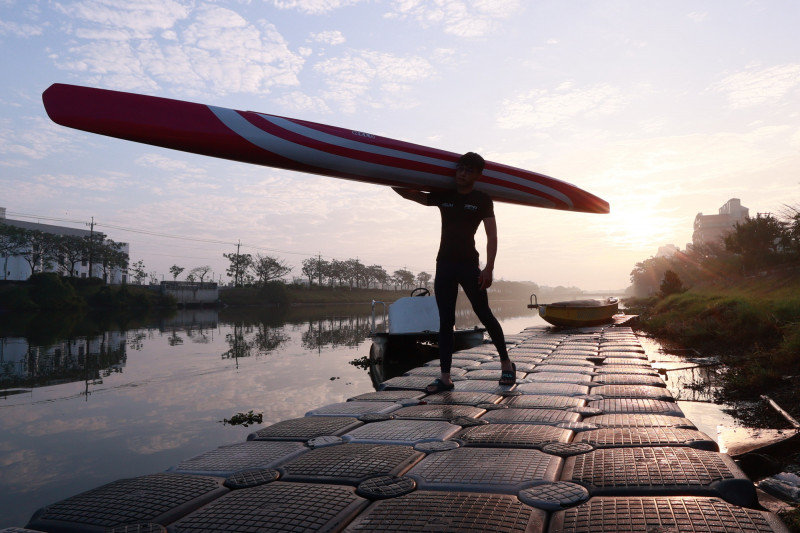 海佃國中輕艇好手期許傳承學長的金牌歷史。（台南市體育局提供）