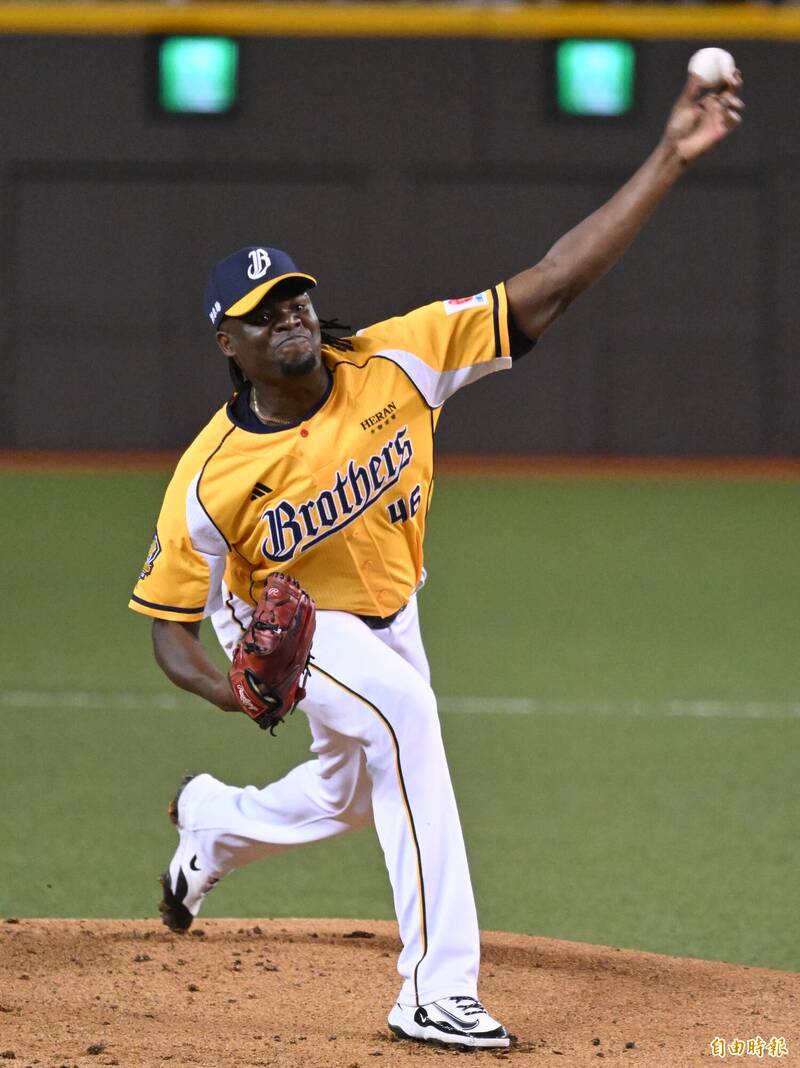 德保拉8局好投無失分。（記者陳逸寬攝）