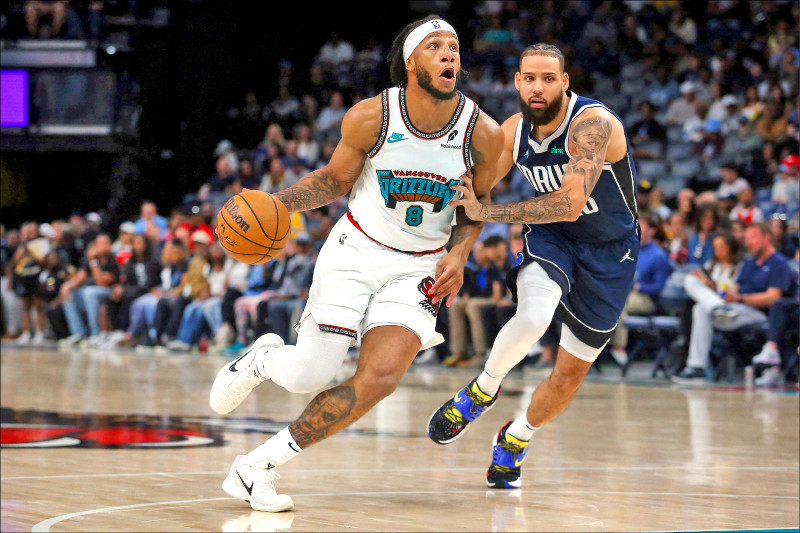 灰熊被看好擊敗獨行俠，取得西部老八資格。（資料照）