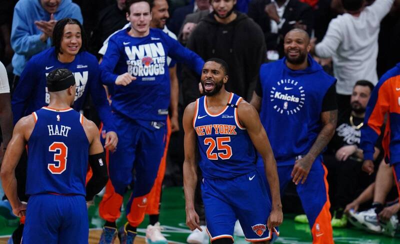 尼克次輪首戰上演大逆轉，擊敗塞爾提克取得第1勝。（路透）