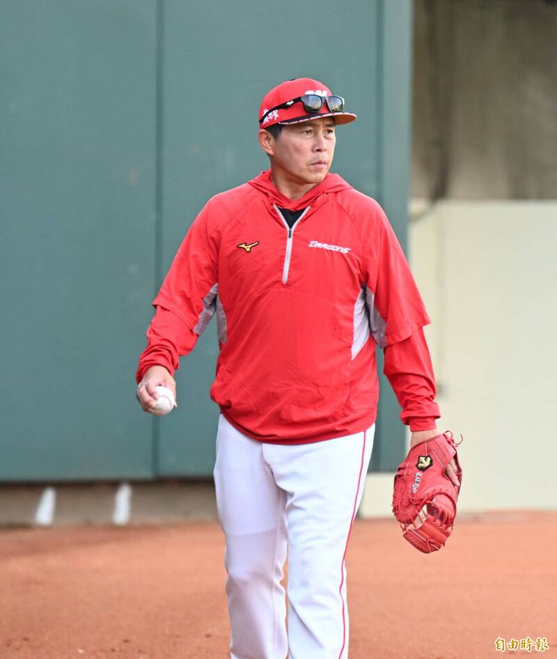 味全龍總教練葉君璋。（記者李惠洲攝）