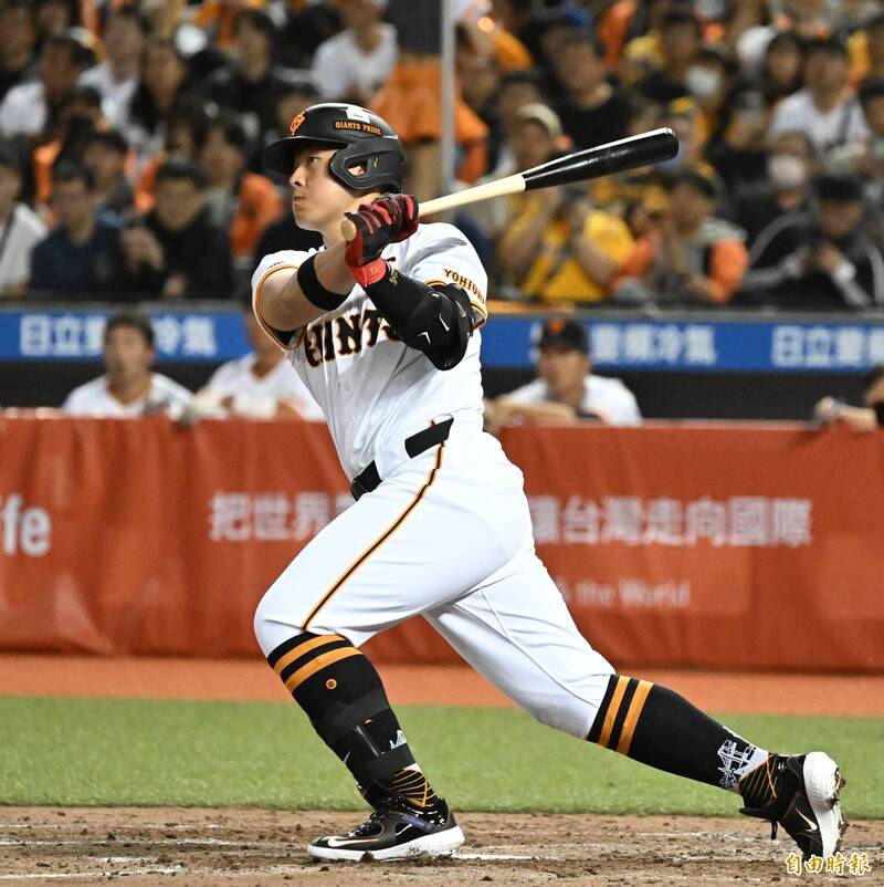 岡本和真。（資料照，記者林正堃攝）