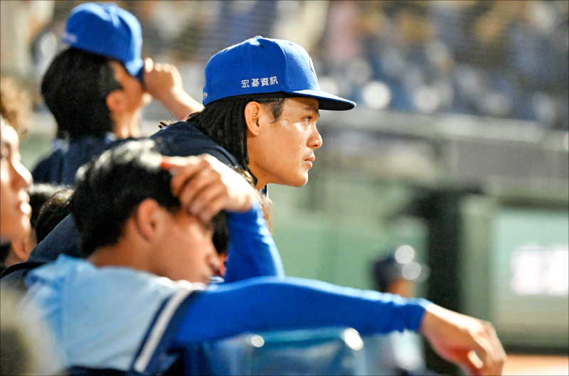 張育成歸期未定。（資料照）