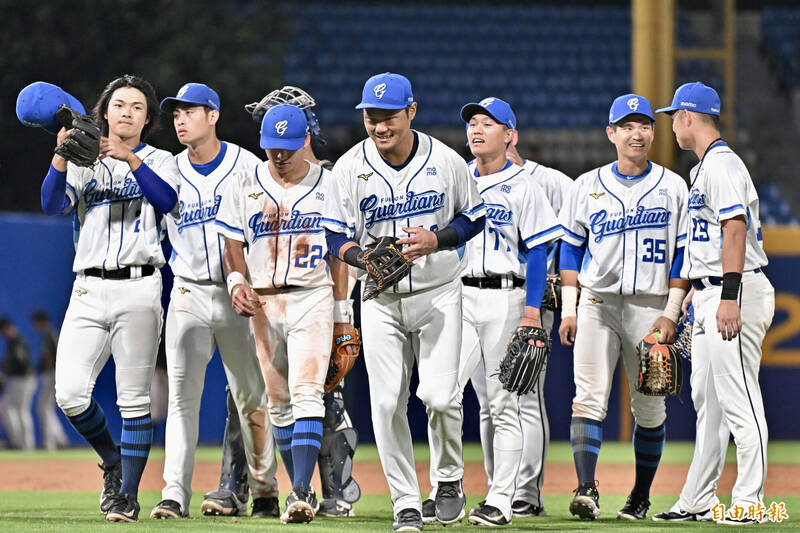 富邦悍將贏球。（記者塗建榮攝）