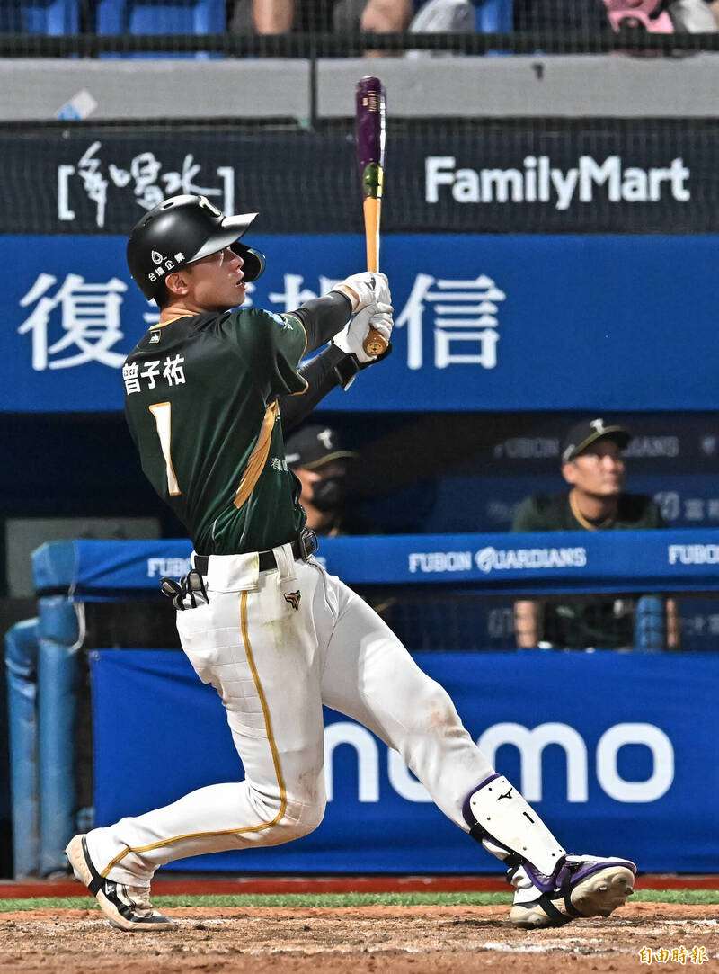 台鋼雄鷹曾子祐。（記者陳志曲攝）