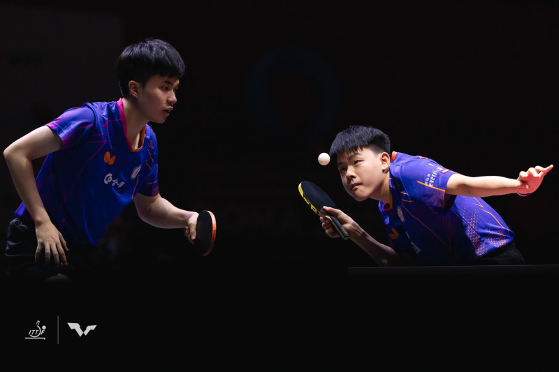 高承睿（右）第二次和林昀儒搭配就奪下世錦賽銀牌，讓他覺得不可思議。（取自WTT官網）