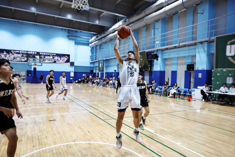 高中組未來籃圖23號江昊宸砍下全隊最高的14分並抓下5籃板。(U19籃球聯盟提供)