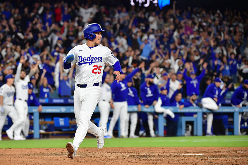 艾德曼的右腳踝再次傳出傷情。（資料照）