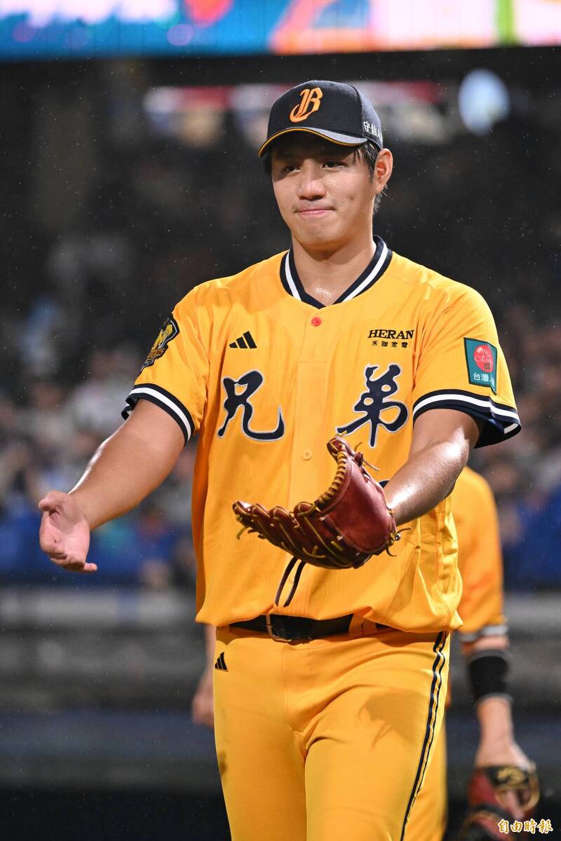 中信兄弟先發投手鄭浩均。（記者陳逸寬攝）