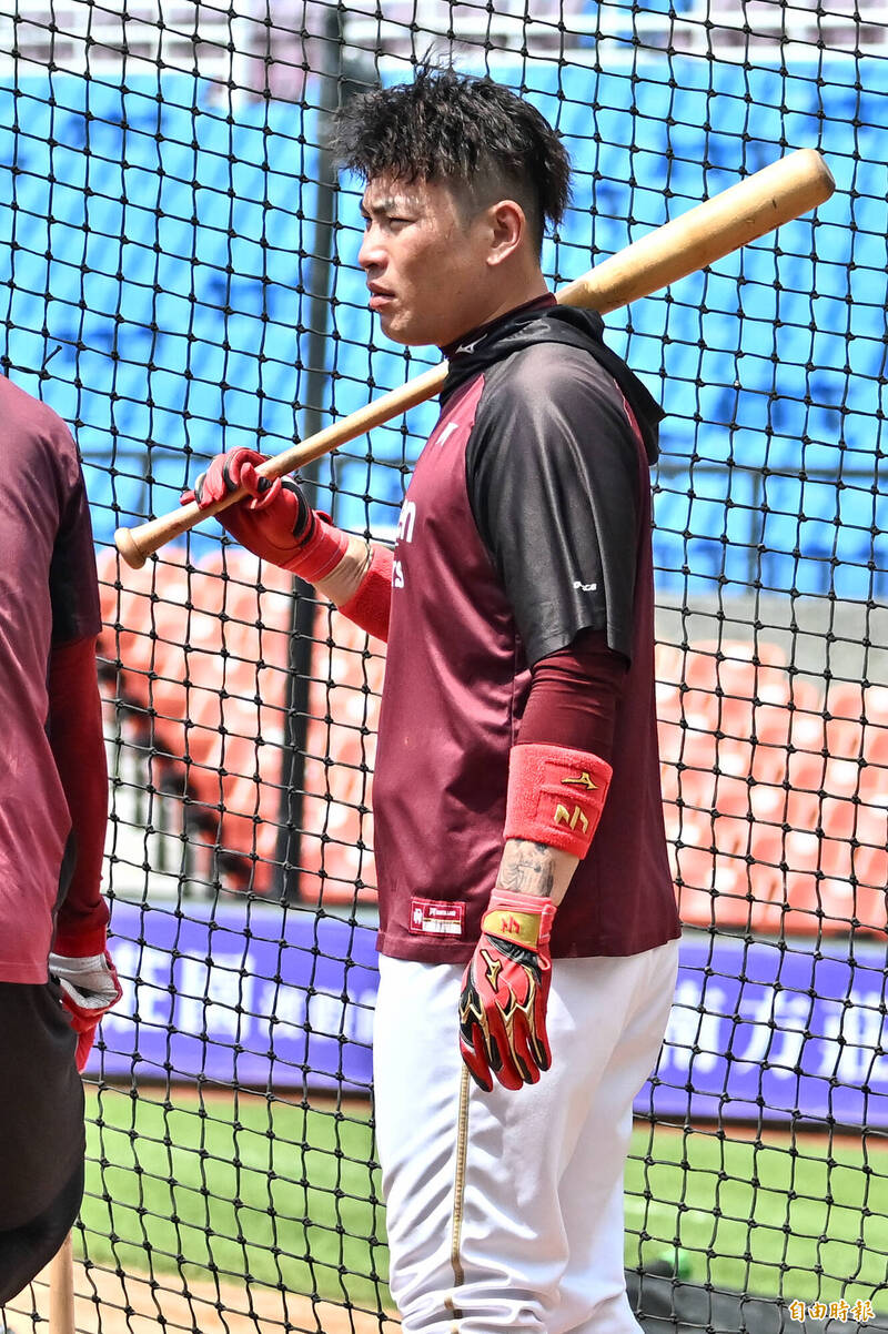 中職》睽違7年再敲代打轟 林泓育：現在投手更難打