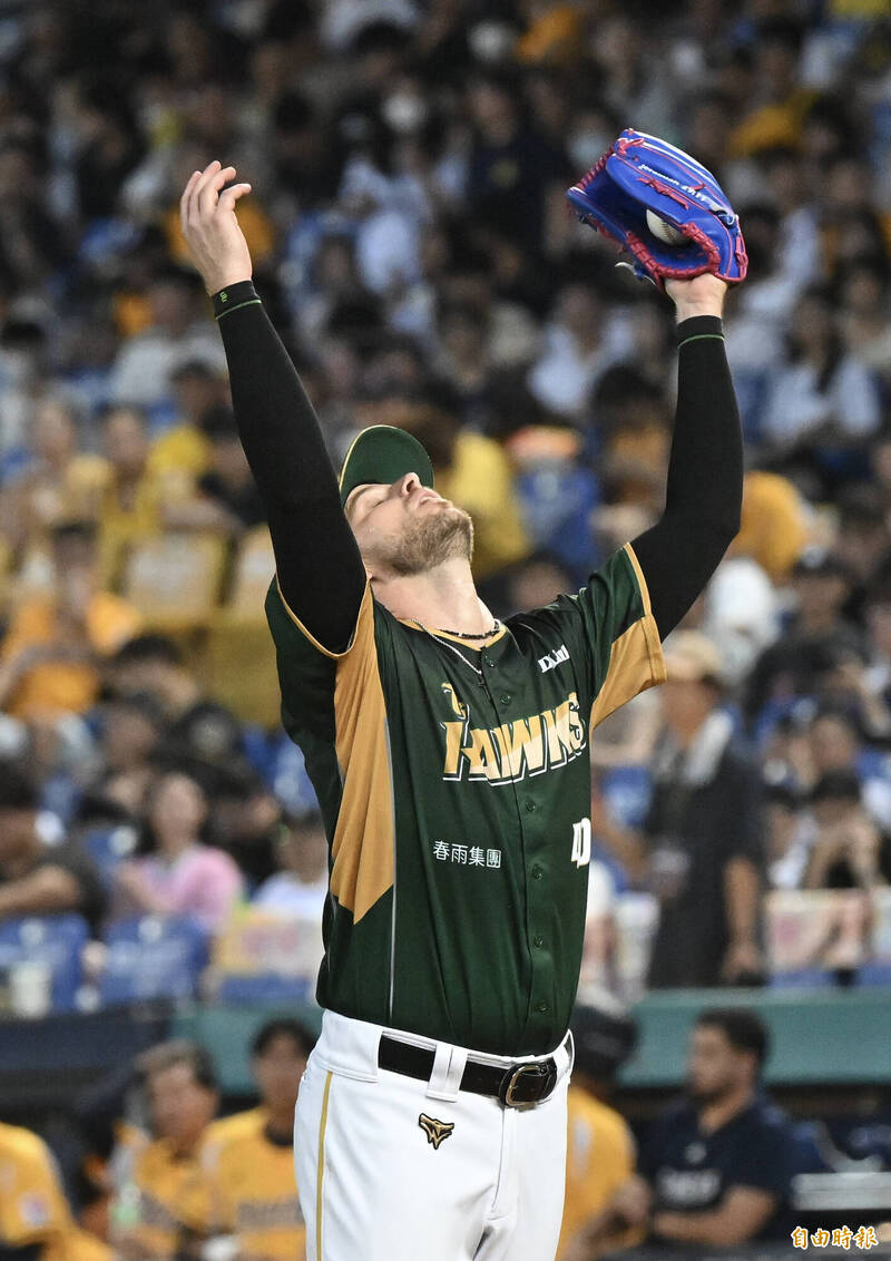 台鋼雄鷹投手後勁。（記者廖耀東攝）