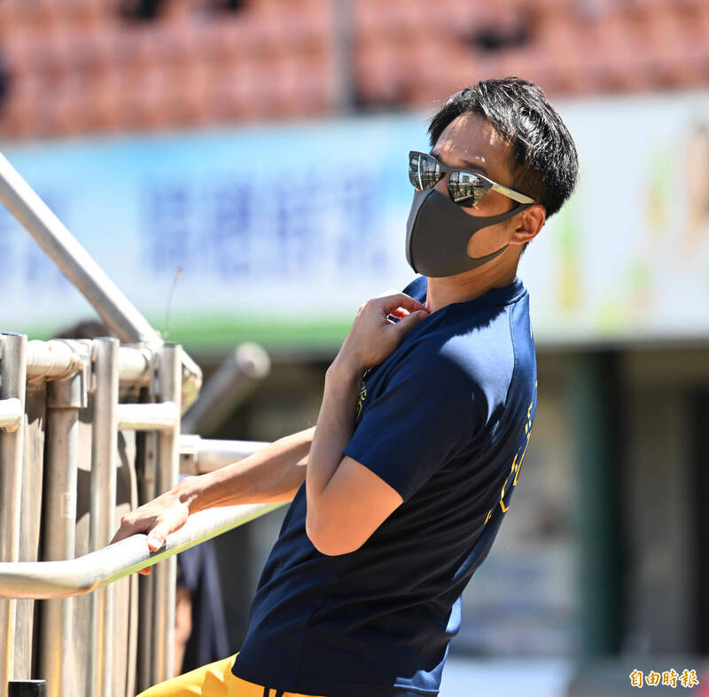 中信兄弟總教練平野恵一。（記者李惠洲攝）