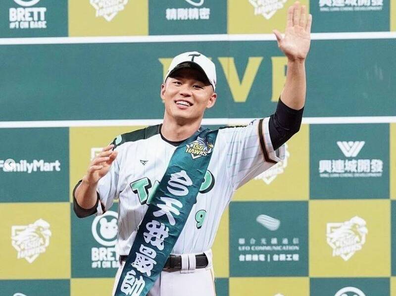 王柏融首度在主場榮獲單場MVP。（取自IG）