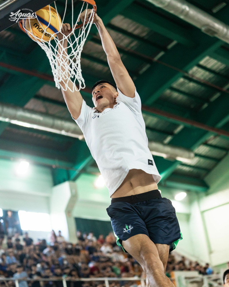 唐維傑灌籃。（高雄全家海神提供）