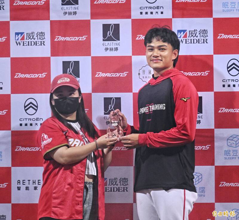 徐若熙獲MVP。（記者方賓照攝）