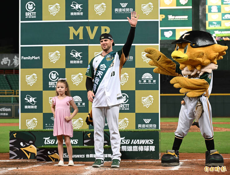 後勁拿下單場MVP。（記者李惠洲攝）