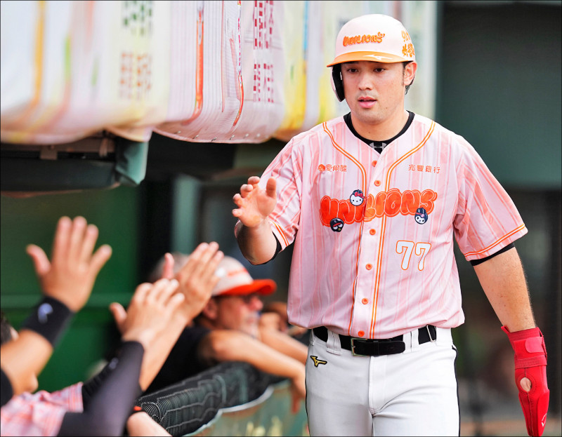 獅隊林安可連3場開轟，累計16轟緊追排頭魔鷹。（統一獅提供）