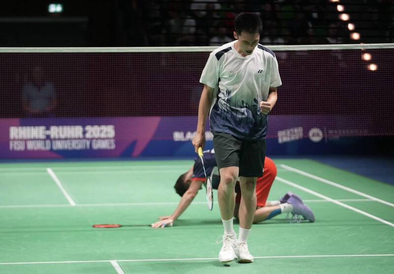 土銀「台大學霸」丁彥宸在2025世大運羽球男單摘金。（大專體總提供）