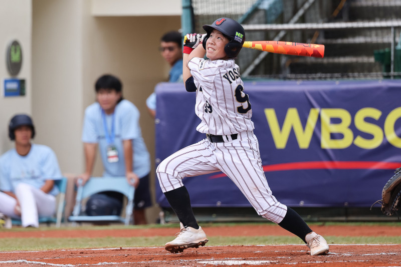 吉塚真之介另類再見安打，打回日本隊第15分。（大會提供）