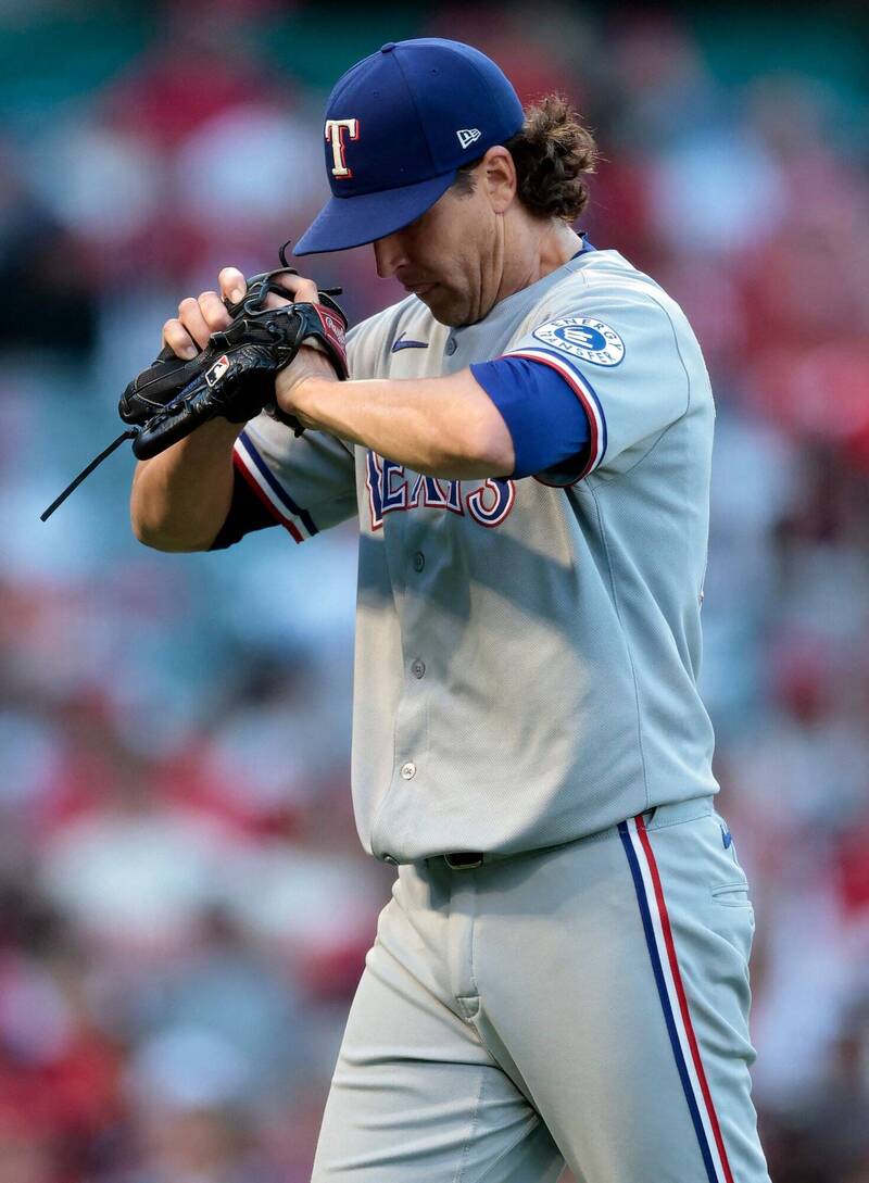 德葛隆今日被敲2發全壘打，失掉本季最多的5分苦吞敗投。（法新社）