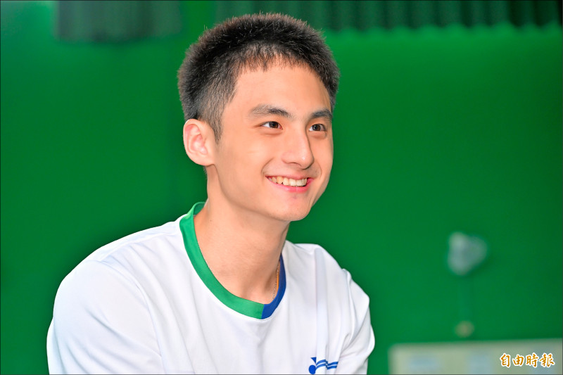 彥宸在男單淘汰賽抱持打1場是1場的心態迎敵，以及教練建議多利用平球跟對手搏鬥，此舉相當奏效。（記者陳志曲攝）