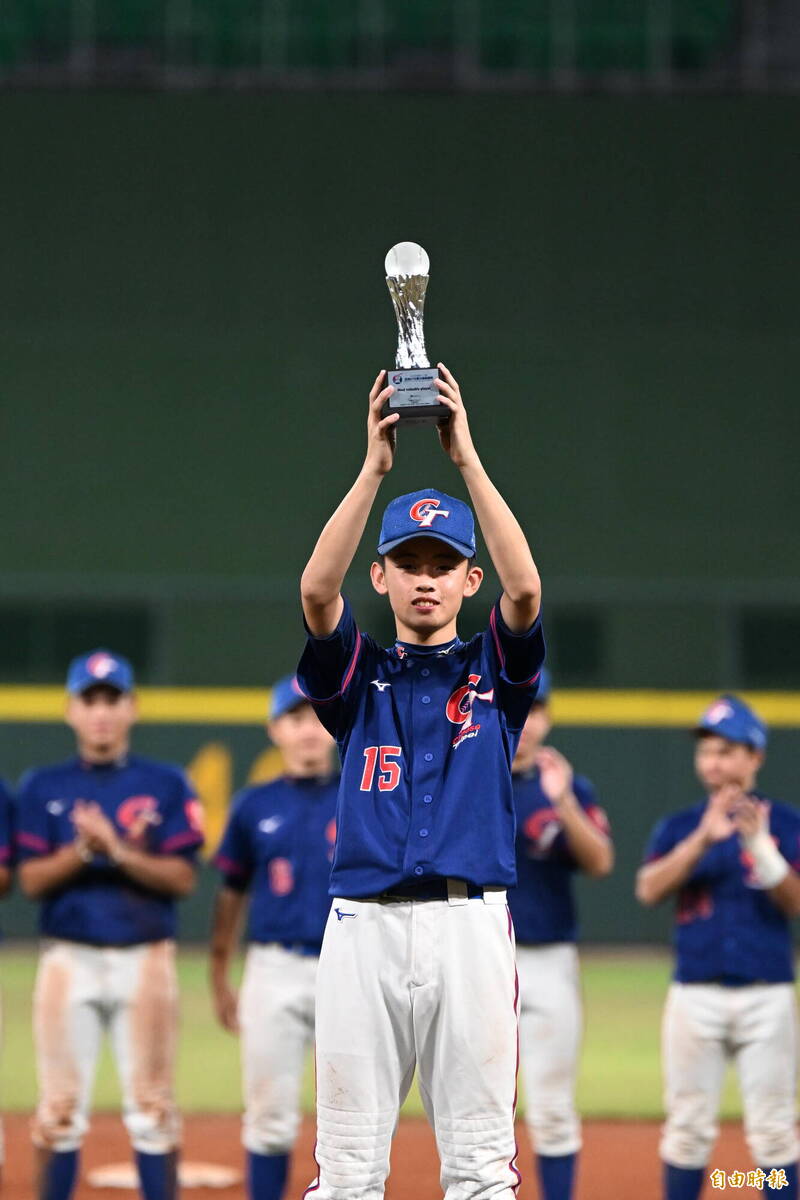 台灣隊陳泊佑獲大會MVP。（記者李惠洲攝）