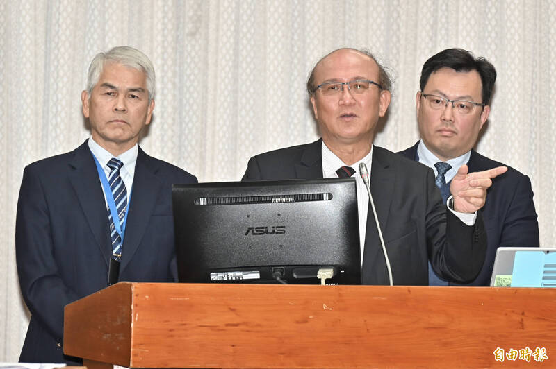 黃啟煌（左）。（資料照，記者塗建榮攝）