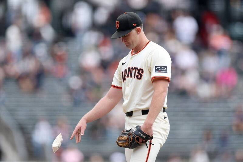 塞莫爾今日僅先發1.1局就失掉4分退場。（法新社）