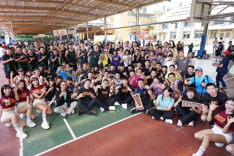 李洋現身桃園挺總統盃3x3籃球賽。（運動部提供）