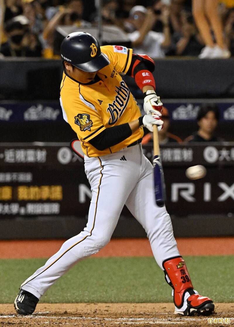 兄弟詹子賢。（記者劉信德攝）