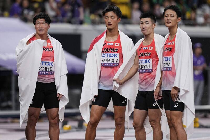 日本東京2025田徑世界錦標賽男子4×100公尺接力決賽，中國《央視》轉播時切掉介紹日本選手的畫面。（美聯社）
