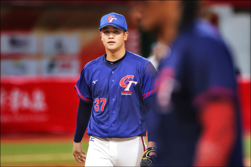 張峻瑋先發4局無失分好投，可惜台灣遭日本逆轉，2比3吞敗。（棒協提供）