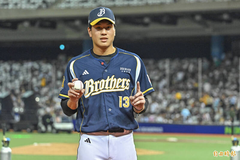 中信兄弟許庭綸。（資料照，記者陳志曲攝）