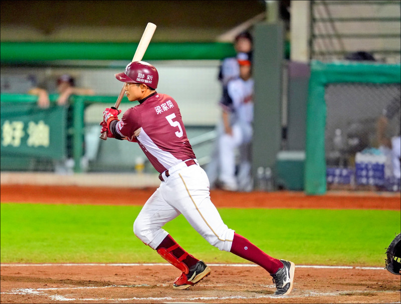 梁家榮猛打賞3打點，本季首度獲選單場MVP。
（樂天桃猿提供）