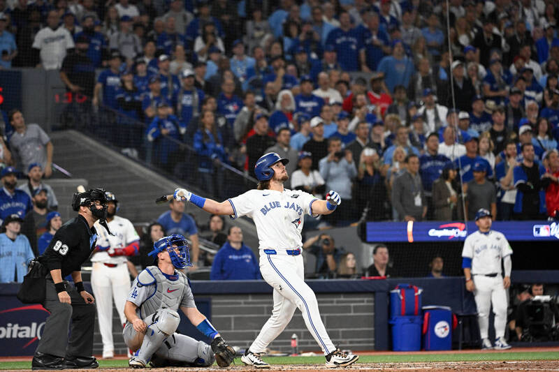 藍鳥巴傑爾擊出代打滿貫砲。（路透）