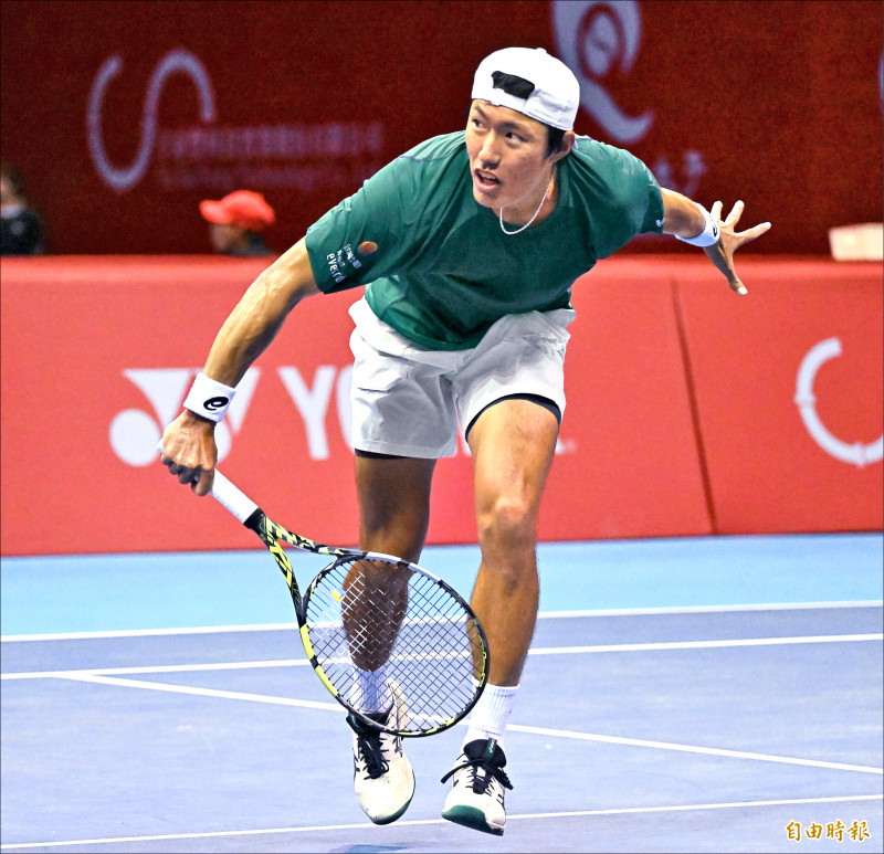 許育修晉級三太子盃單打16強。（記者林正堃攝）