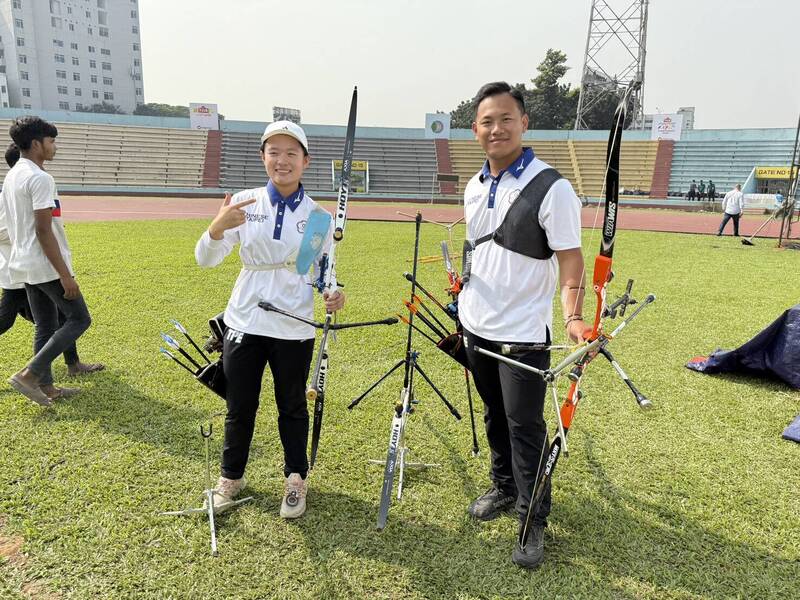 戴宇軒、李彩綺奪金。（射箭協會提供）