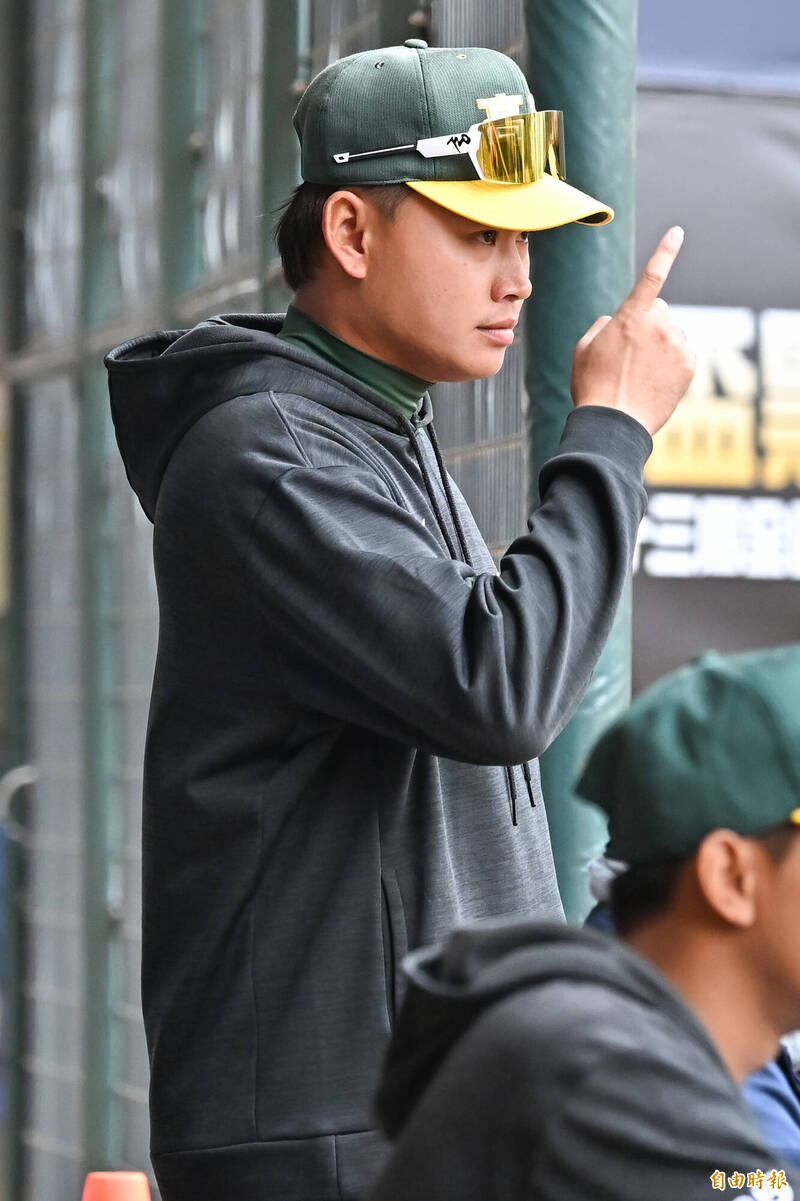 高苑工商總教練林樺慶。（記者陳志曲攝）