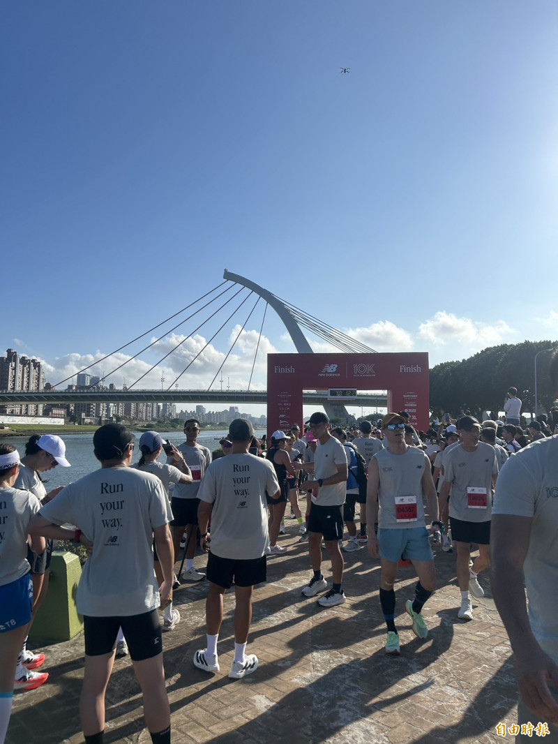 NB 10公里路跑賽在大佳河濱公園登場（記者吳孟儒攝）